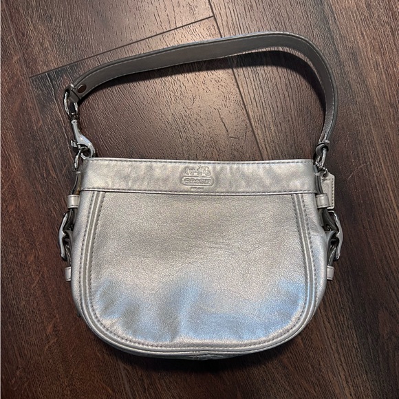 Coach Handbags - Vintage Coach Metallic Silver Shoulder Bag